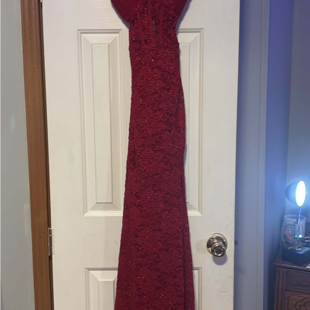 Morgan & Co. Vibrant Red Lace Dress